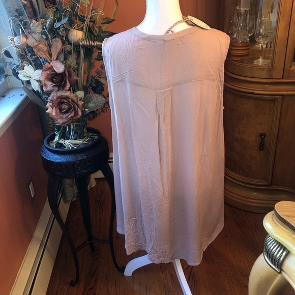 UMGEE Women’s Taupe Sleeveless Hi Low Flowing Top Size Large NWT - Picture 7 of 11